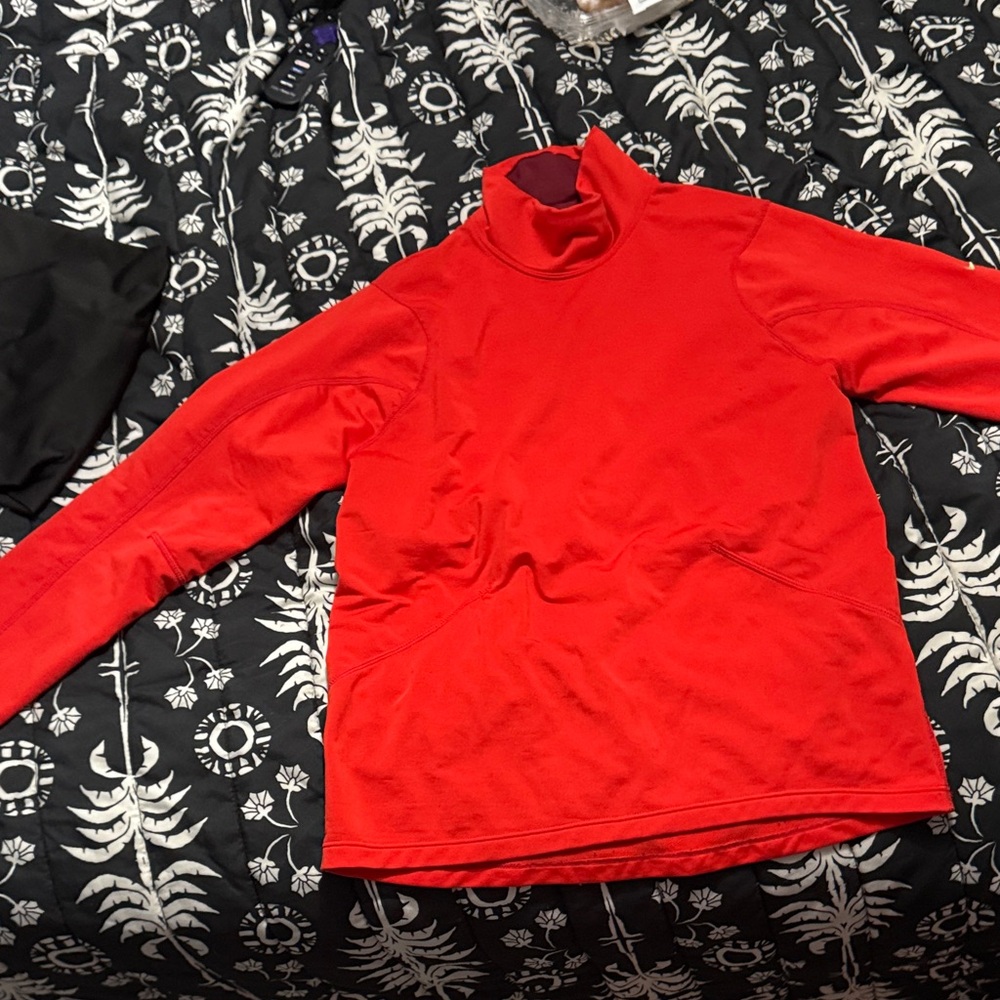 Nike Dryfit Women’s Bold Red Turtleneck shirt